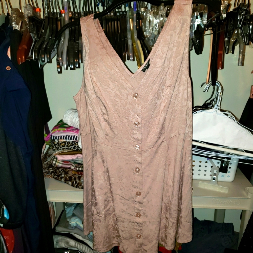 NWT Torrid 18W/20W fit n flare tank